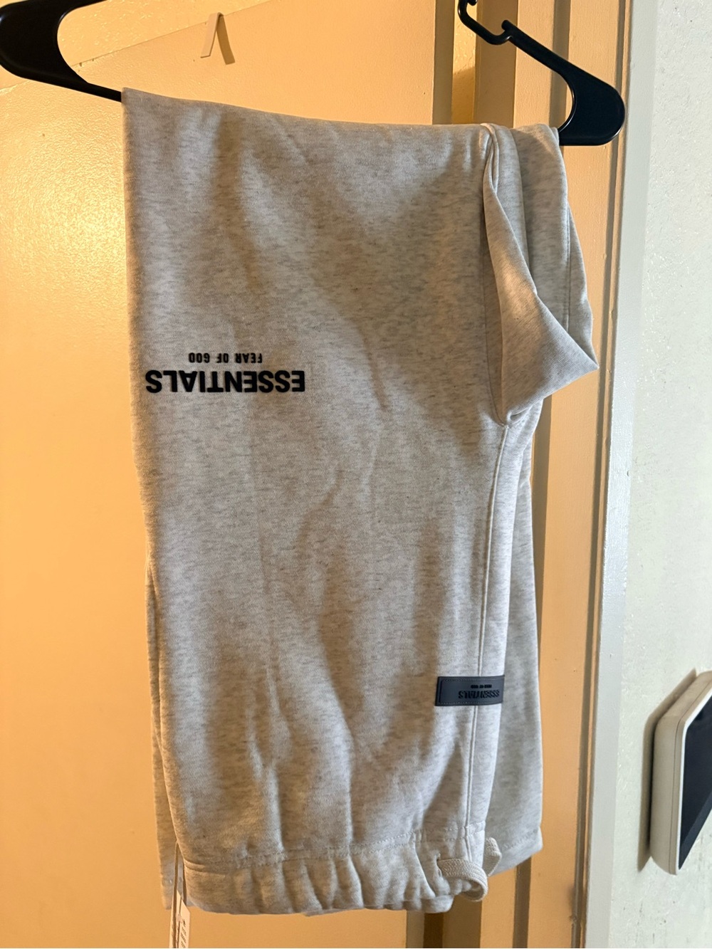 ESSENTIALS Light oat Men’s Sweatpants